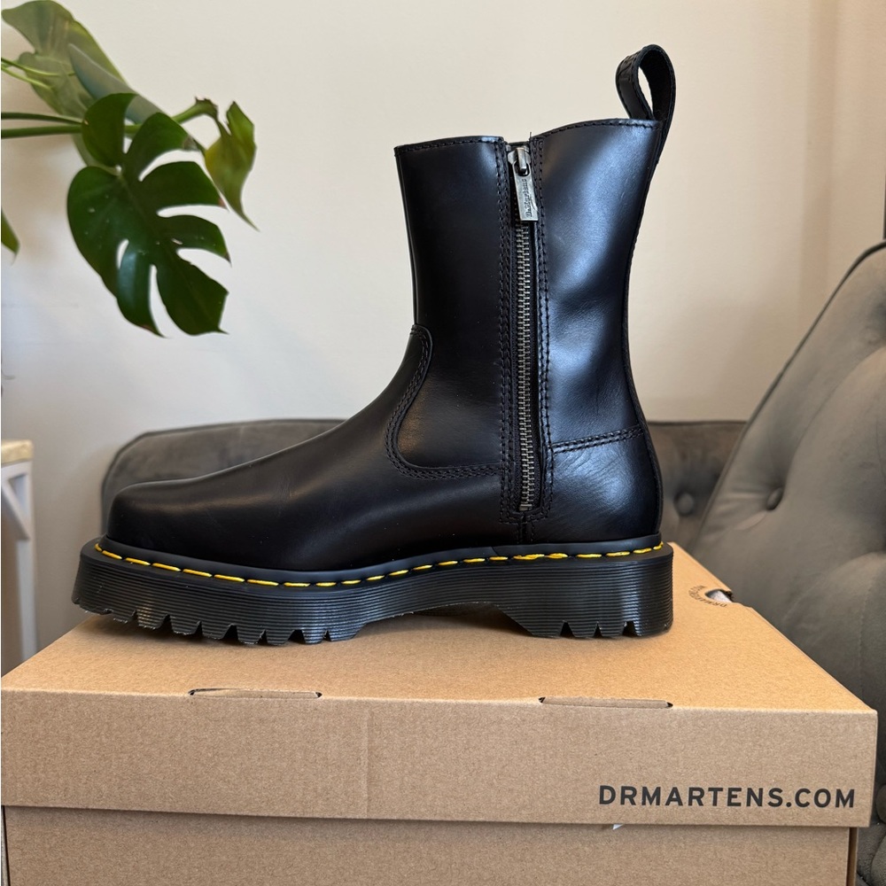 New, Never Worn! Dr. Martens Black Chelsea Boots - Picture 5 of 11